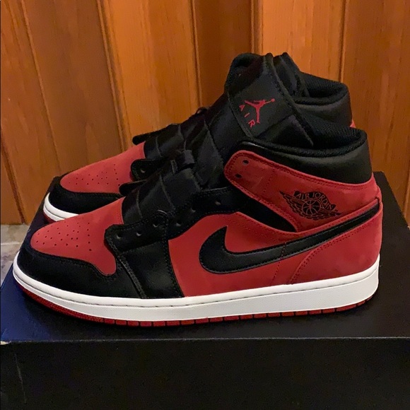 Jordan 1 - Picture 4 of 7